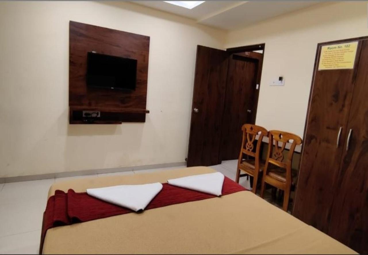 Hotel Samaira Residency,Dombivali Dive Exterior photo